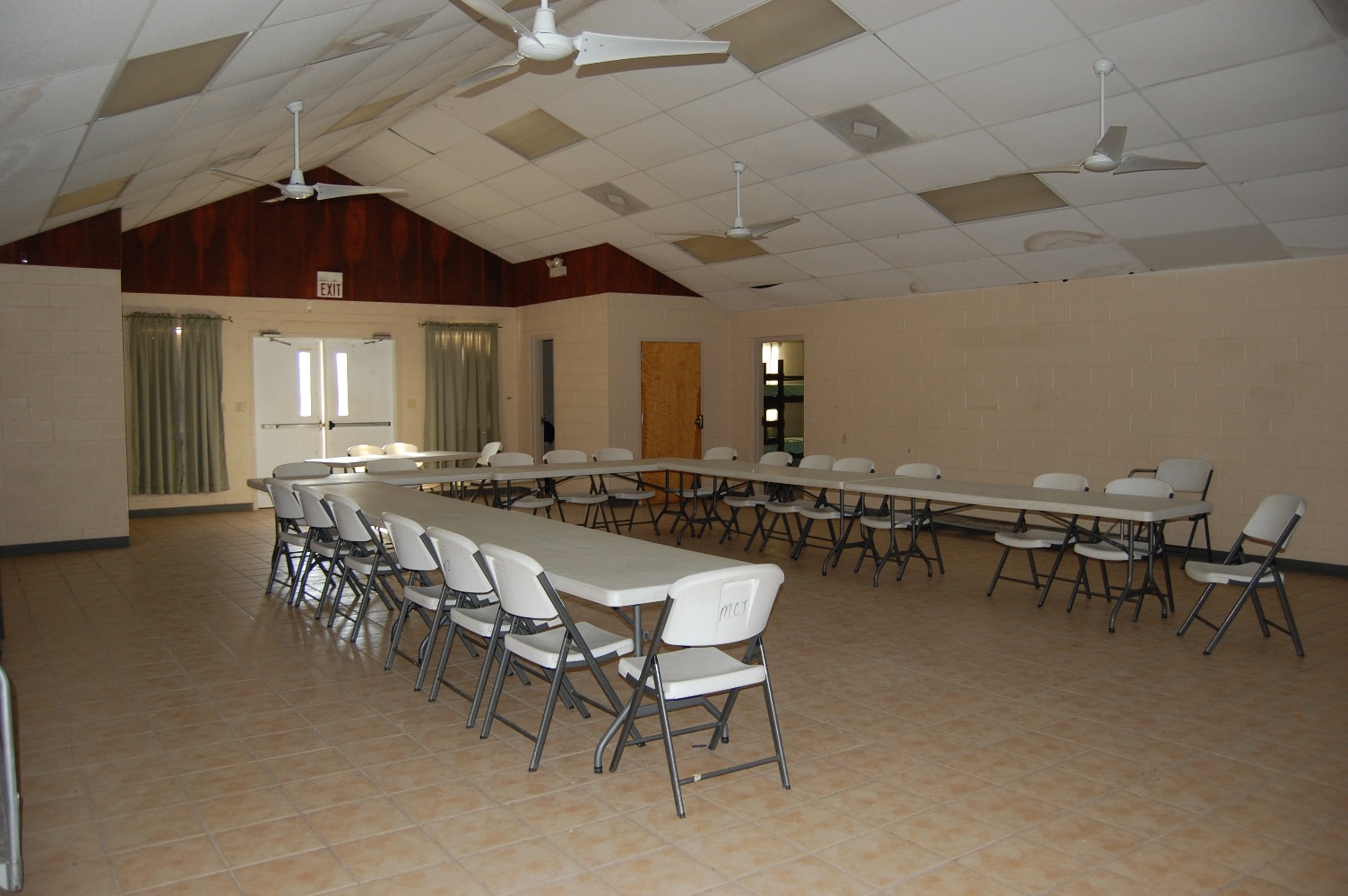 Camp Thicket South Facility community area